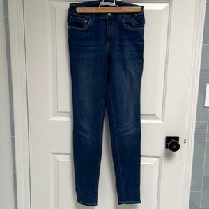 Mavi Alexa skinny jeans with a nice bit of stretch.